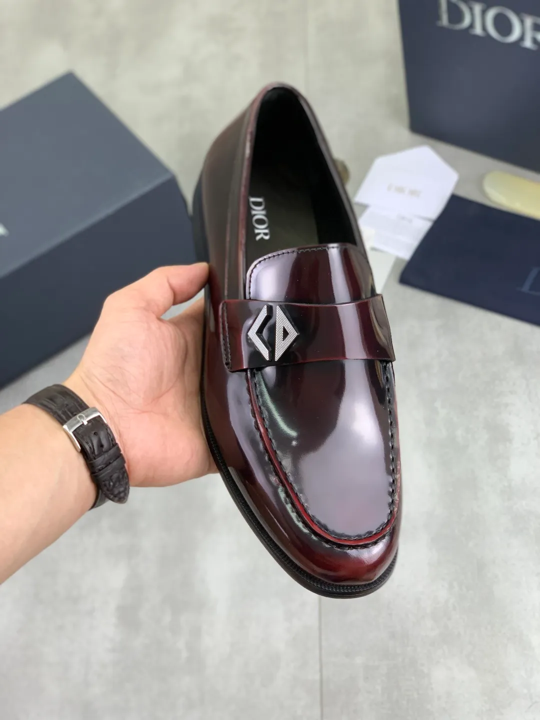 Men's men's shoes 💰P560 new style 💰high version 💎💎💎Dior original version! Top Italian purchasing agent! Men's business casual leather shoes, original imported open-edge beaded calfskin upper, ultimate texture, gentlemanly style, imported water-dyed cowhide inside, top-quality original Italian rubber outsole, first-class workmanship, top quality! Size: 39-44 (45 customized) 4️⃣ colors available